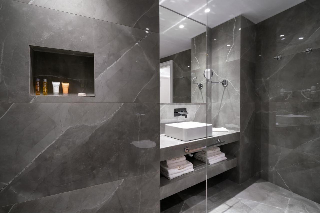 Praxitelous Luxury Suites アテネ エクステリア 写真