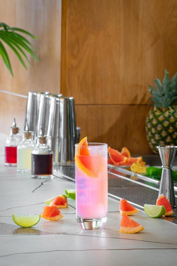 Praxitelous Luxury Suites アテネ エクステリア 写真